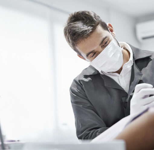 How Travel and Time Zone Changes Unexpectedly Increase Your Risk of Dental Emergencies