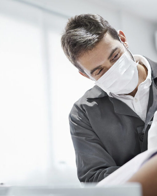 How Travel and Time Zone Changes Unexpectedly Increase Your Risk of Dental Emergencies